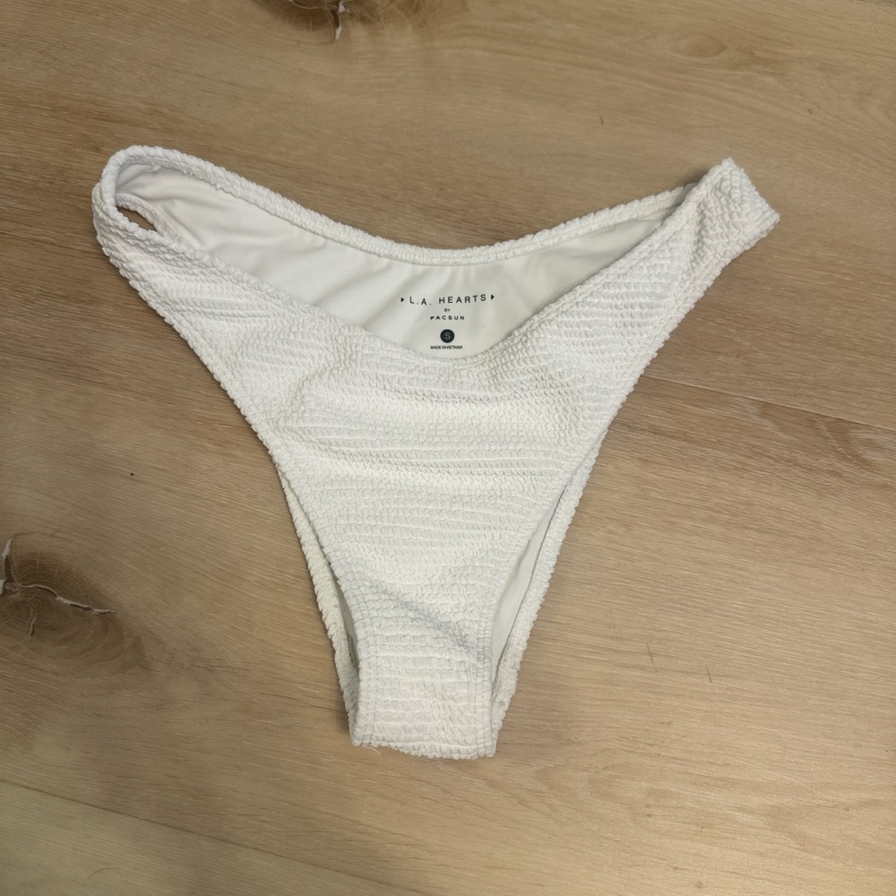 Pacsun LA Hearts White Textured Bikini Bottom